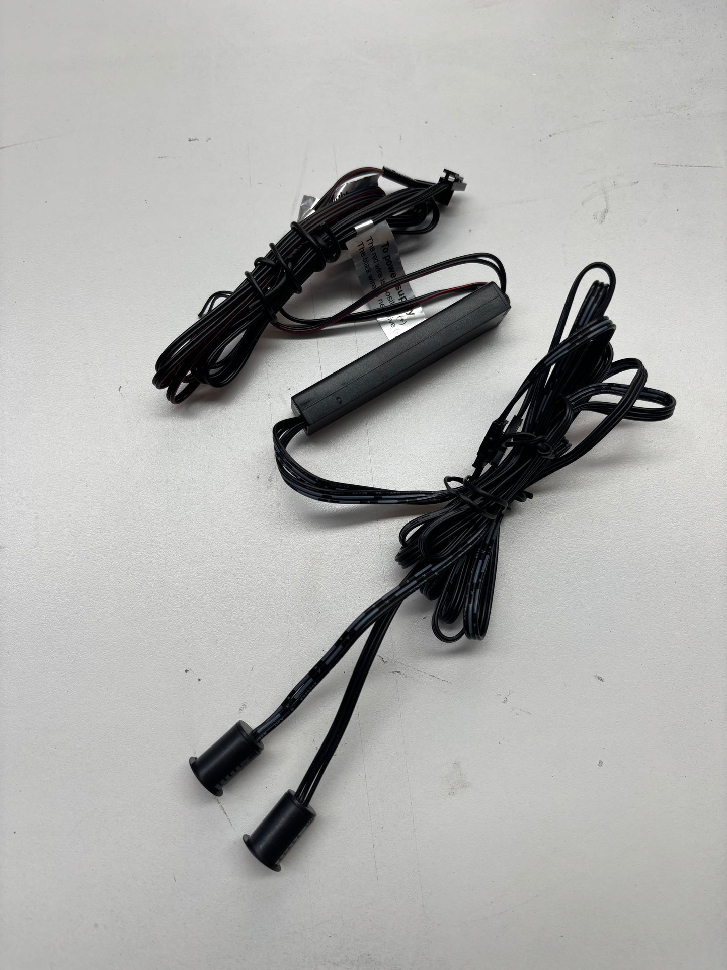 Recessed Double Door/Hand Sensor